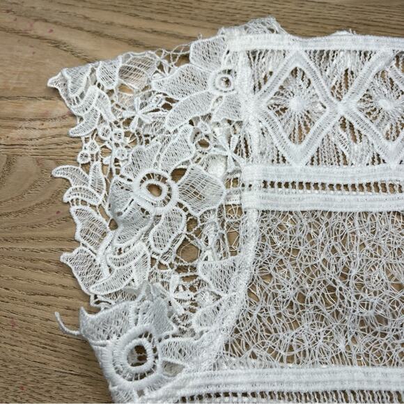 Miguelina Eloise Riviera Mayan Lace Floral Sheer Crop Top Size XS/S - Picture 3 of 9
